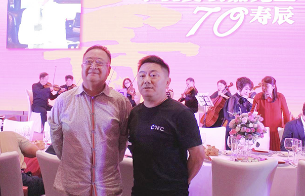 飛球公司關(guān)懷員工積極做好防暑降溫工作